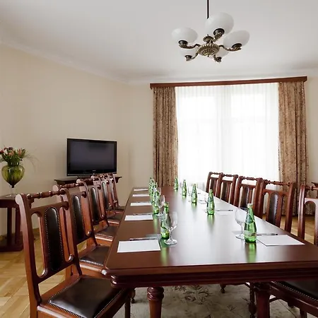 Hotel Rzymski 호텔