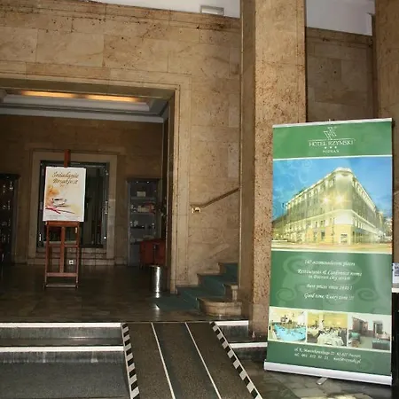 Hotel Rzymski 호텔 3*