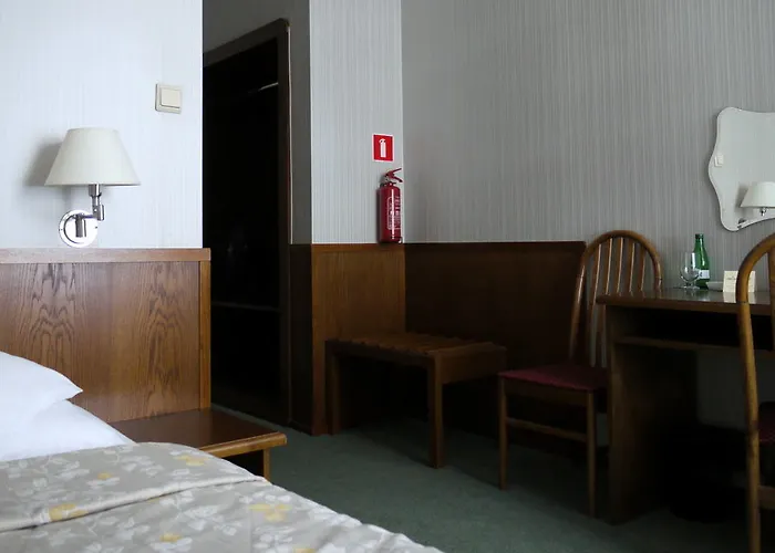 Отель Hotel Rzymski 3*